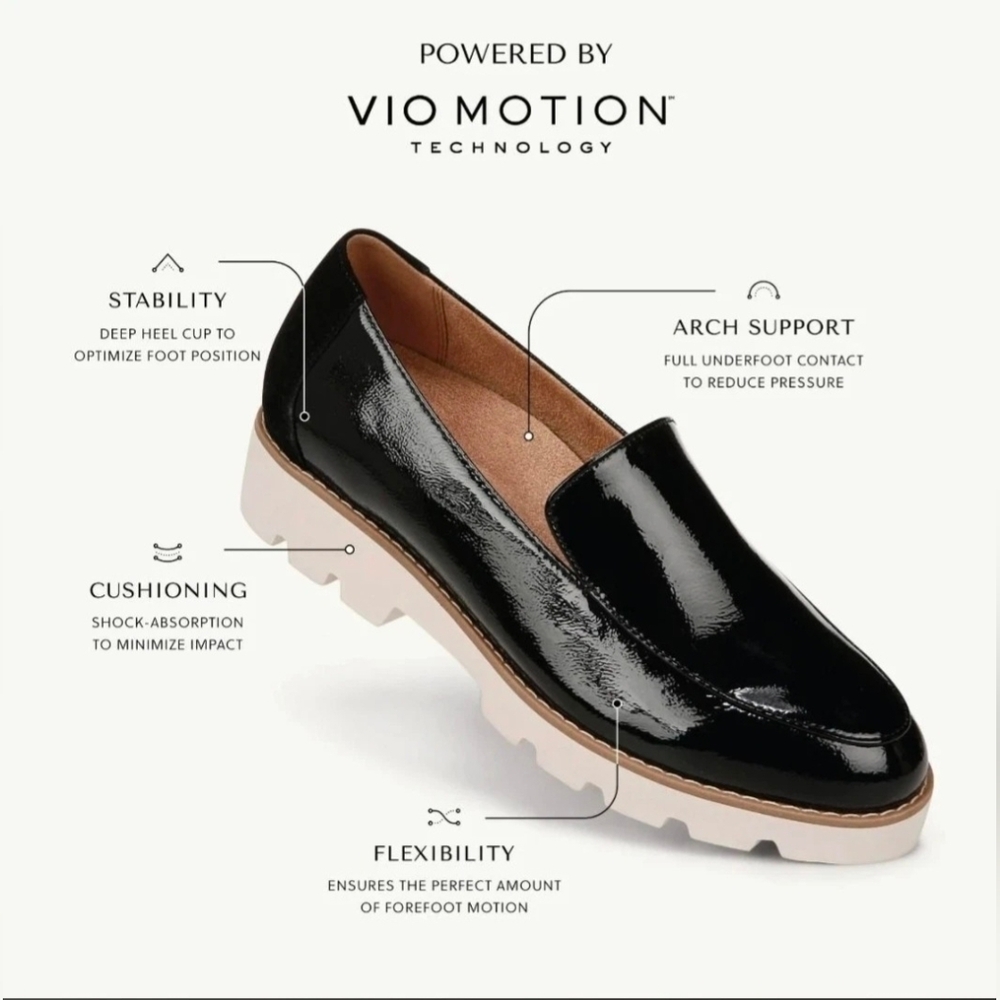 Vionic Kensley Loafer Black Patent Leather W/Suede Back Heel & White Sole Sz 7.5